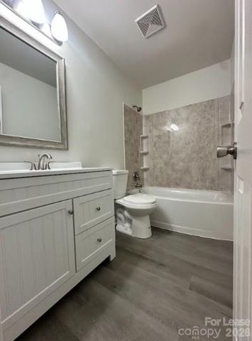6525 Harrisburg Road, Charlotte, NC 28227