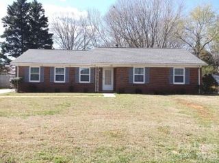 6525 Harrisburg Road, Charlotte, NC 28227