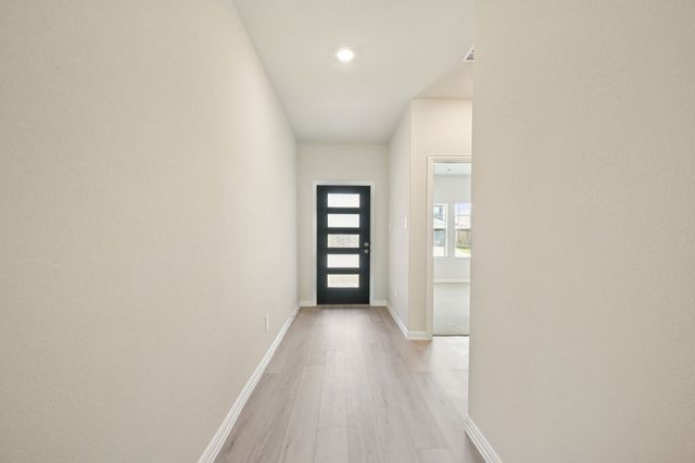 2220 Mustang Way, Seagoville, TX 75159