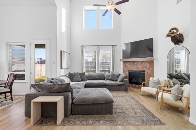 709 Lake Cove Drive, Little Elm, TX 75068