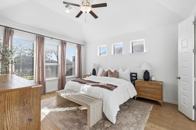 709 Lake Cove Drive, Little Elm, TX 75068