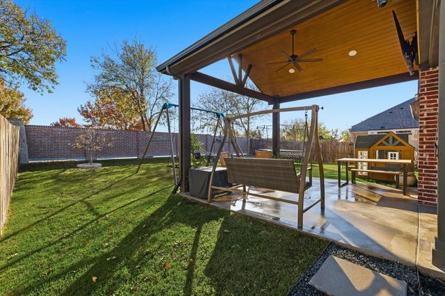 709 Lake Cove Drive, Little Elm, TX 75068