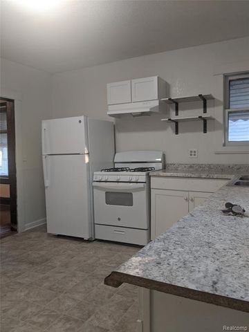 2333 Benjamin Street, Saginaw, MI 48602