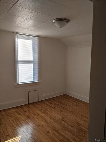 2333 Benjamin Street, Saginaw, MI 48602