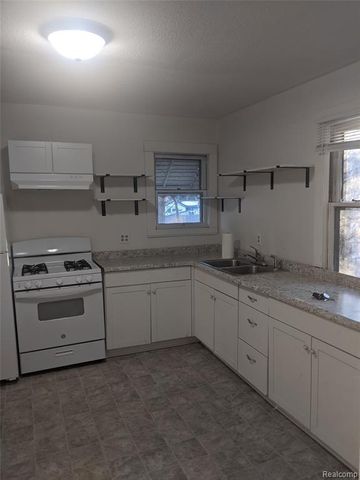 2333 Benjamin Street, Saginaw, MI 48602