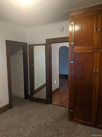 2333 Benjamin Street, Saginaw, MI 48602