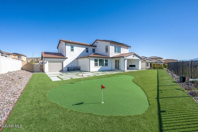 3948 Stirrup Court, Palmdale, CA 93551