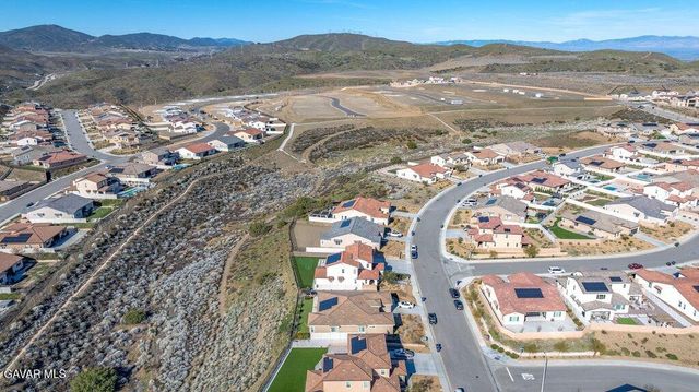 3948 Stirrup Court, Palmdale, CA 93551