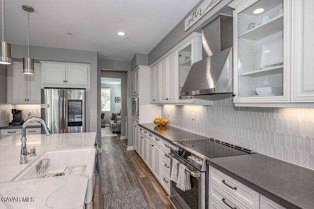 3948 Stirrup Court, Palmdale, CA 93551