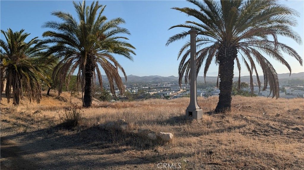 2 Hill Avenue, Lake Elsinore, CA 92530 — photo 5