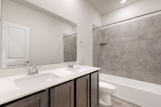 10925 Klondike Lane, Aubrey, TX 76227