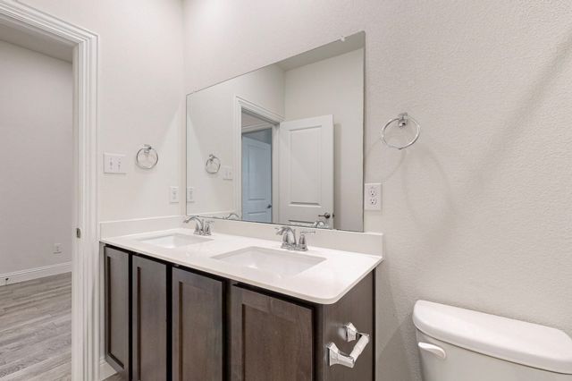 10925 Klondike Lane, Aubrey, TX 76227