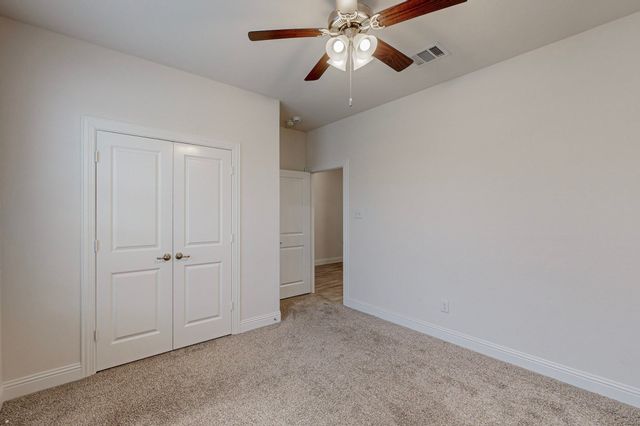 10925 Klondike Lane, Aubrey, TX 76227
