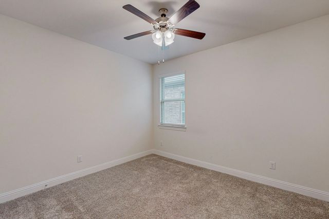10925 Klondike Lane, Aubrey, TX 76227