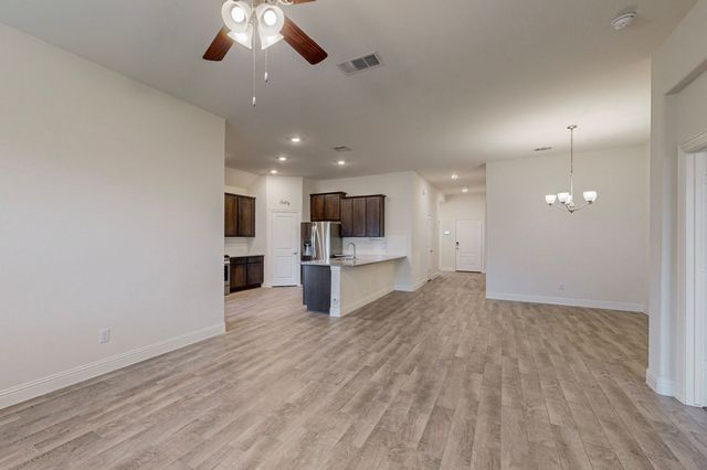 10925 Klondike Lane, Aubrey, TX 76227