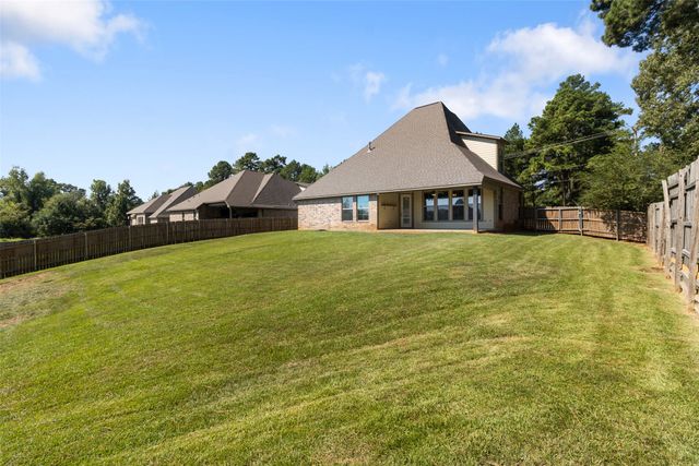 2596 Southcrest Drive, Haughton, LA 71037