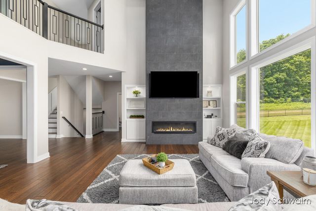 3619 12 Mile Road NE, Rockford, MI 49341