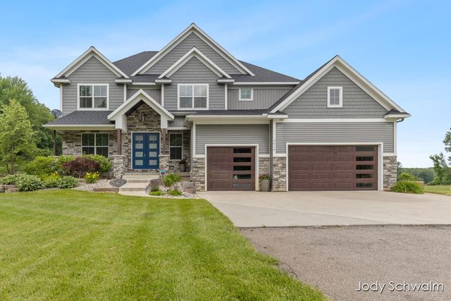 3619 12 Mile Road NE, Rockford, MI 49341