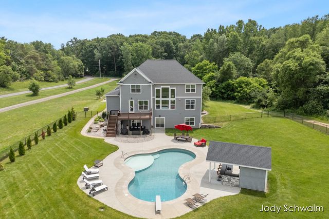 3619 12 Mile Road NE, Rockford, MI 49341