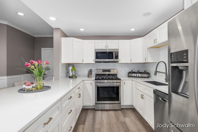 3619 12 Mile Road NE, Rockford, MI 49341