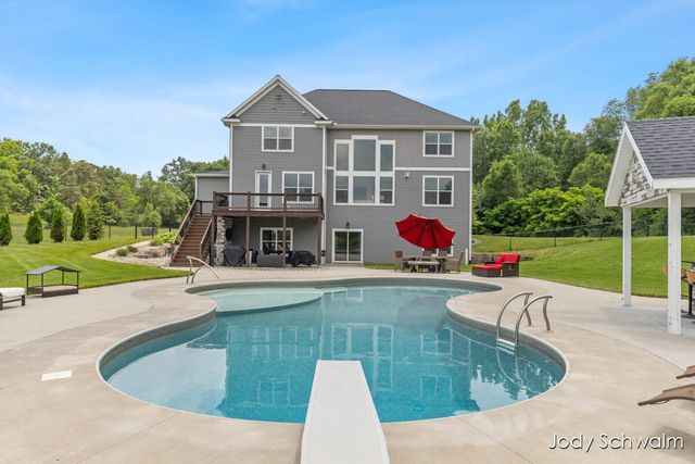 3619 12 Mile Road NE, Rockford, MI 49341