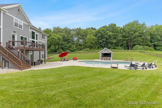 3619 12 Mile Road NE, Rockford, MI 49341