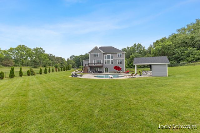 3619 12 Mile Road NE, Rockford, MI 49341