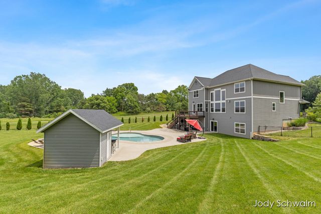 3619 12 Mile Road NE, Rockford, MI 49341