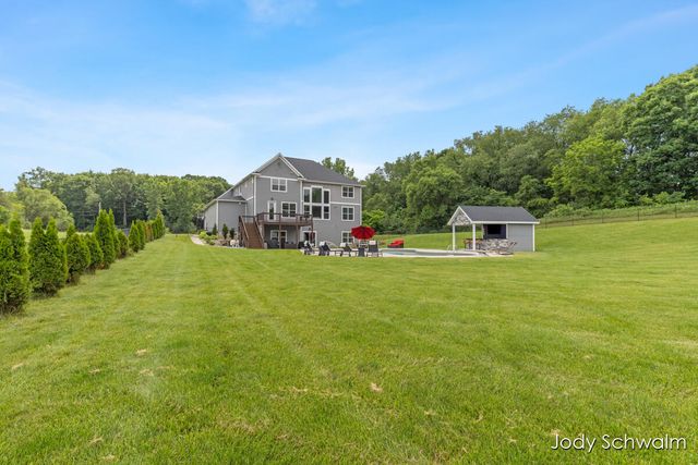 3619 12 Mile Road NE, Rockford, MI 49341