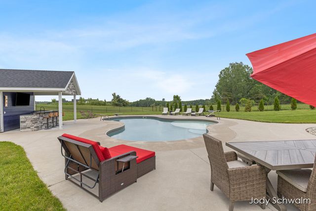 3619 12 Mile Road NE, Rockford, MI 49341