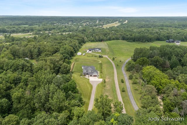 3619 12 Mile Road NE, Rockford, MI 49341