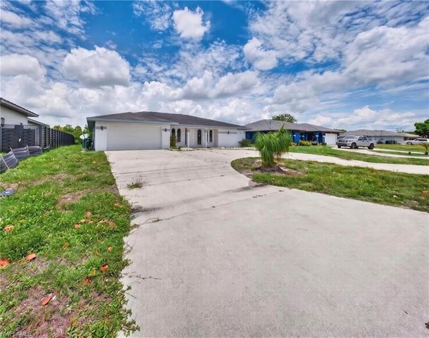 1417 Everest PKWY E, Cape Coral, FL 33904