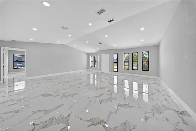 1417 Everest PKWY E, Cape Coral, FL 33904