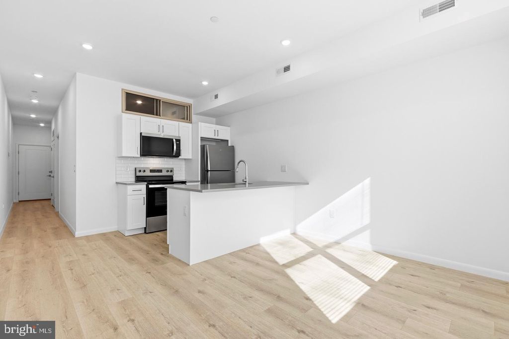 7246 RISING SUN AVE, Philadelphia, PA 19111