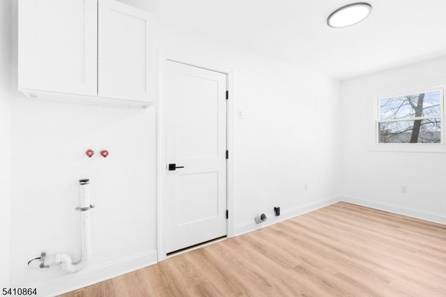 9 Adelaide Ter, West Milford Twp., NJ 07480