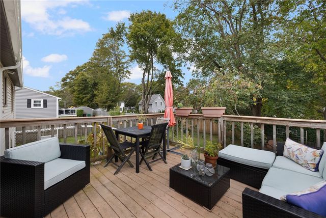 25 Webb Avenue, Warwick, RI 02889