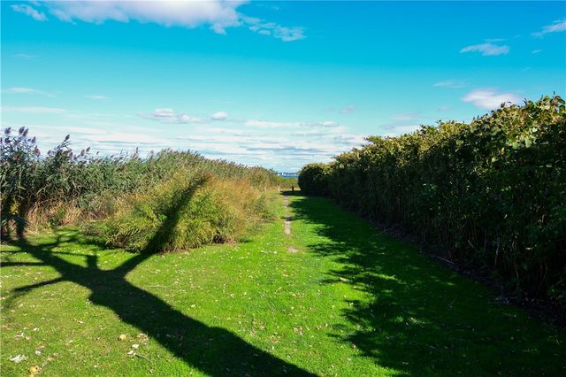 25 Webb Avenue, Warwick, RI 02889