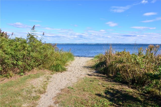 25 Webb Avenue, Warwick, RI 02889