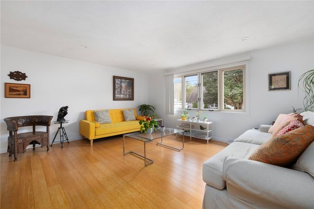 25 Webb Avenue, Warwick, RI 02889