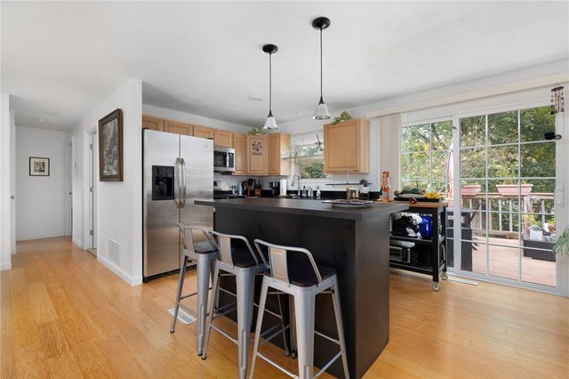 25 Webb Avenue, Warwick, RI 02889