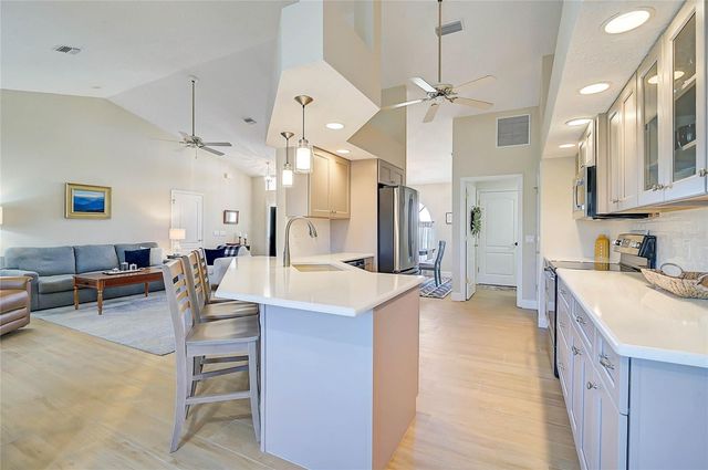 426 BERMUDA ISLES CIRCLE, Venice, FL 34292