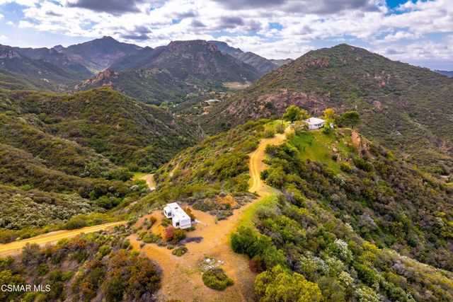 102 W Carlisle Road, Thousand Oaks, CA 91361