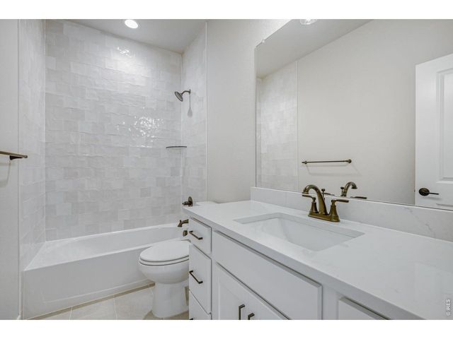 2064 Dusk Ct, Windsor, CO 80550