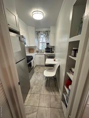 14 Stokes Road 2B, Yonkers, NY 10710