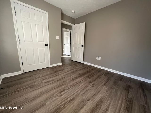 6077 E Kemper Street, Bay Saint Louis, MS 39520