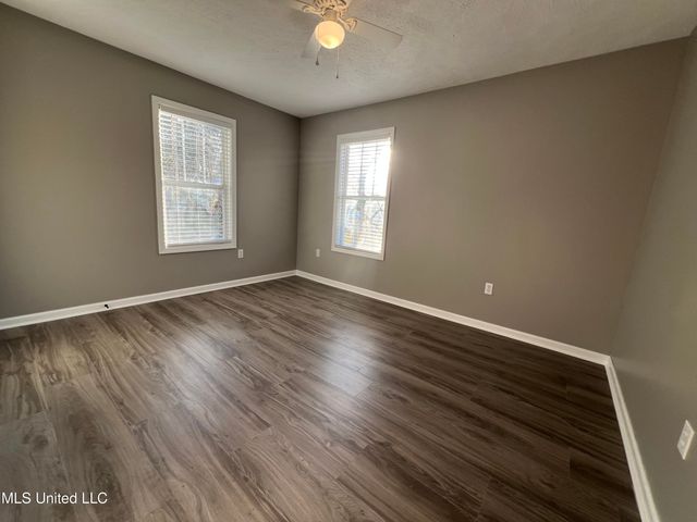 6077 E Kemper Street, Bay Saint Louis, MS 39520