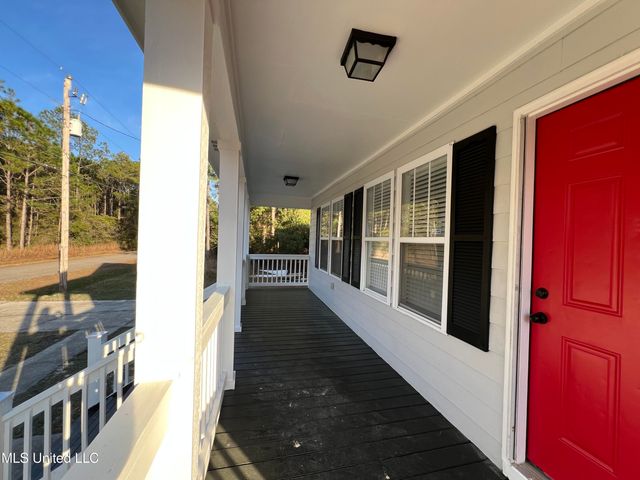 6077 E Kemper Street, Bay Saint Louis, MS 39520