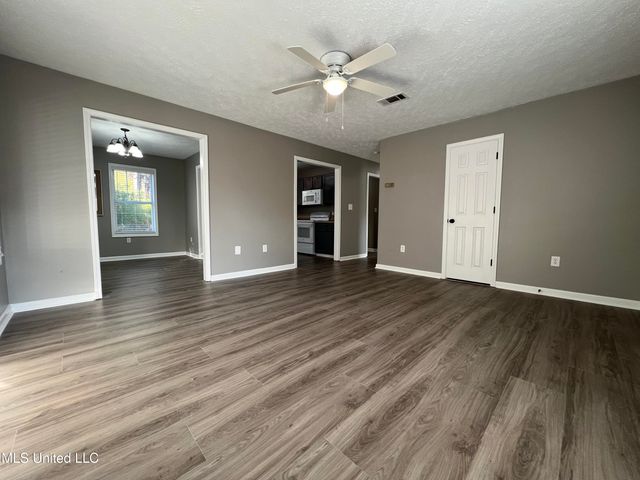 6077 E Kemper Street, Bay Saint Louis, MS 39520