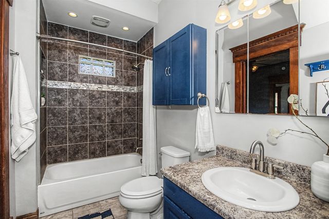 703 5th Street, Colo, IA 50056