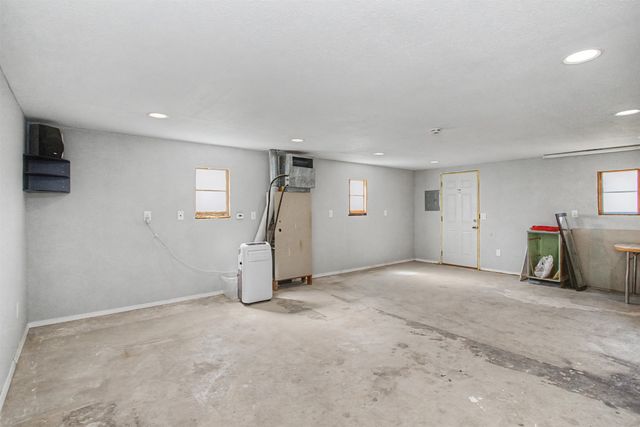 703 5th Street, Colo, IA 50056